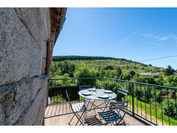 Holiday home in Lozère from £31 per night