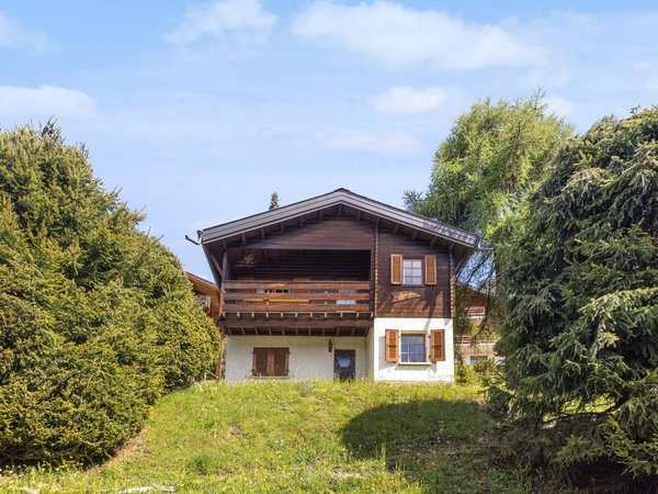 Holiday home in Bagnes from £219 per night