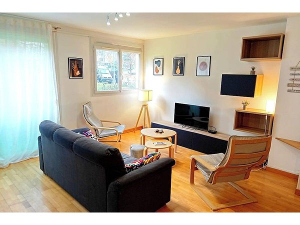 Holiday apartment in Cholet from £191 per night