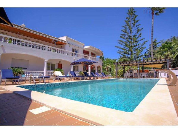 Holiday apartment in Lagos from £217 per night