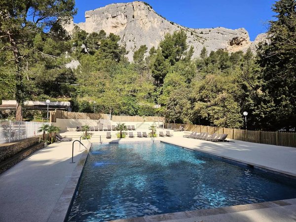 Camping in Orgon from £62 per night
