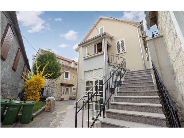 Holiday apartment in Sinj from £36 per night