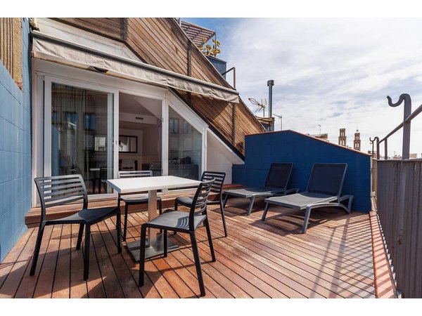 Holiday apartment in Barcelona from £563 per night