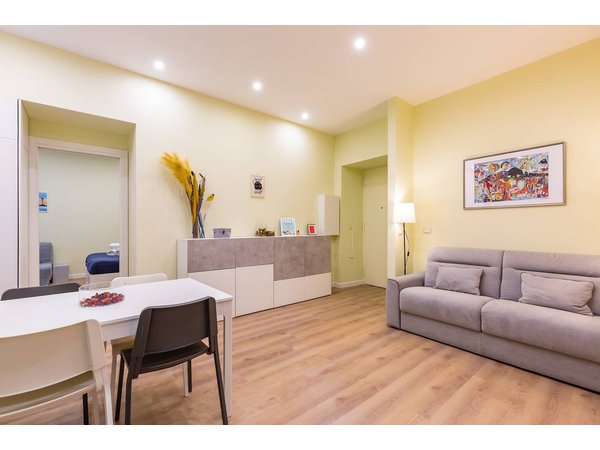Holiday apartment in Naples from £110 per night