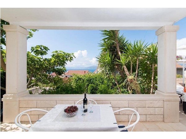 Holiday apartment in Brac from £42 per night