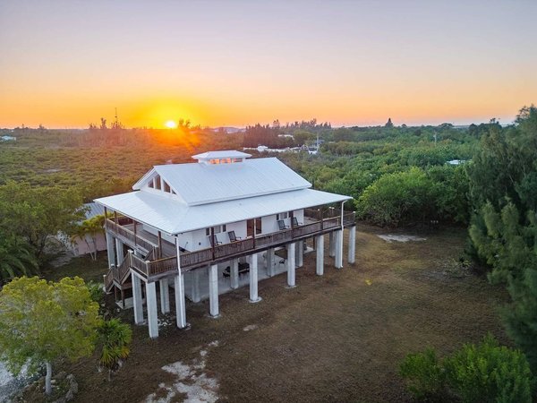 Holiday home in Lower Keys from £371 per night