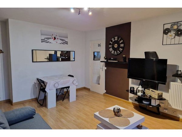 Holiday apartment in Créteil from £84 per night