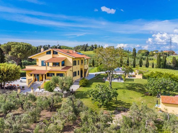 Holiday apartment in Val di Cecina from £64 per night