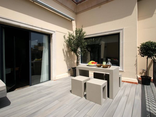 Holiday apartment in Barcelona from £239 per night