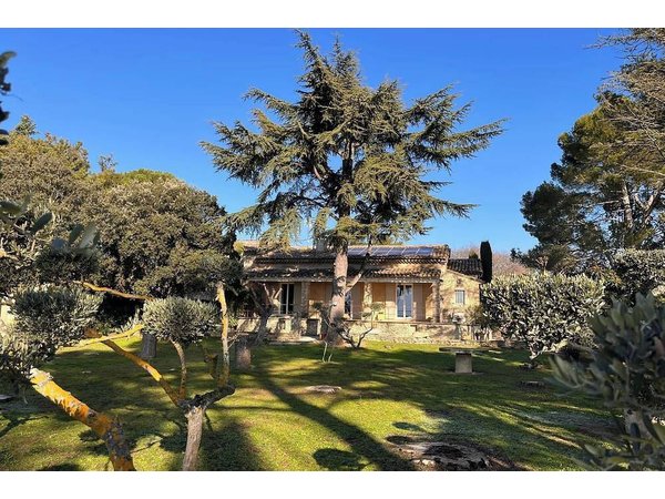 Holiday home in Vaucluse from £212 per night