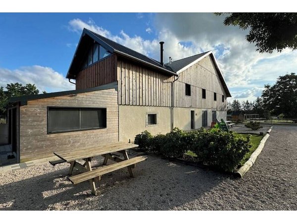 Holiday home in Doubs from £40 per night