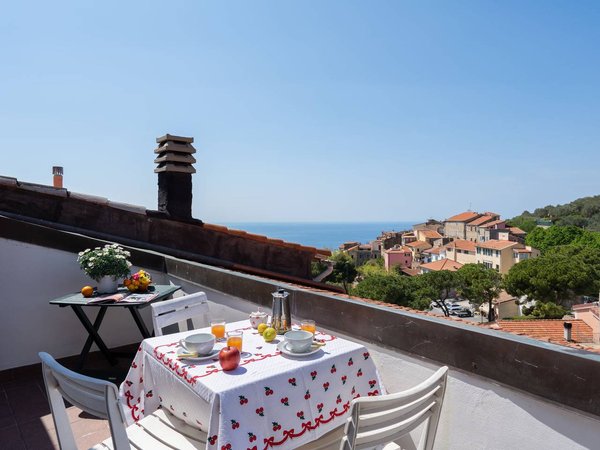 Holiday home in Cipressa from £78 per night