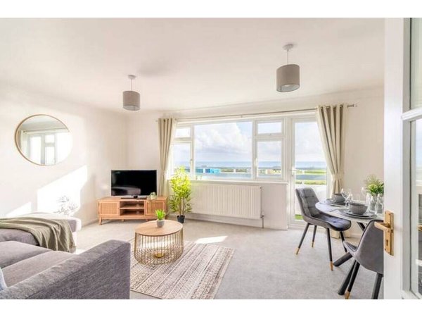 Holiday apartment in Bournemouth from £82 per night