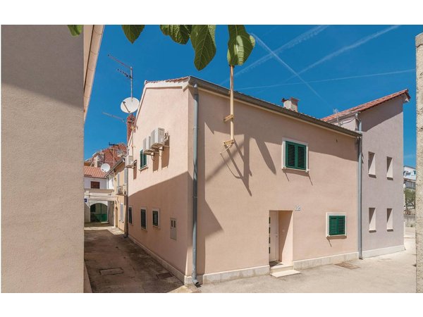 Holiday home in Zadar from £74 per night