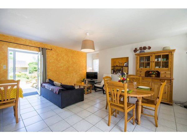 Holiday home in Côtes-d'Armor from £56 per night