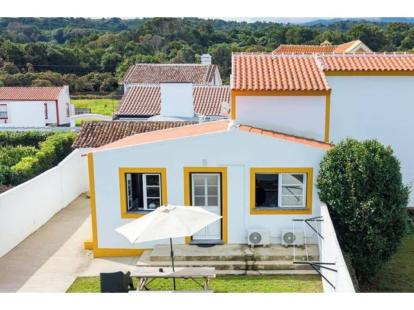 Holiday home in Biscoitos from £54 per night