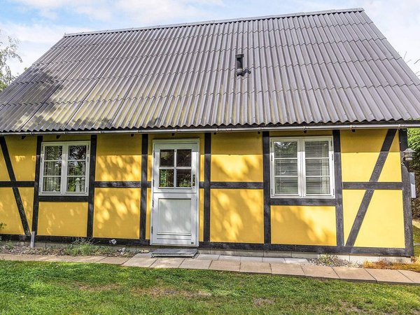 Holiday home in Hou from £31 per night