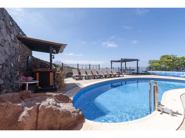 Holiday home in Adeje from £282 per night