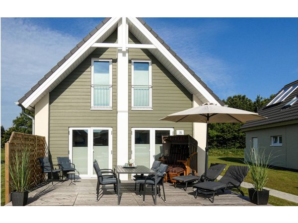 Holiday home in Büsum from £124 per night