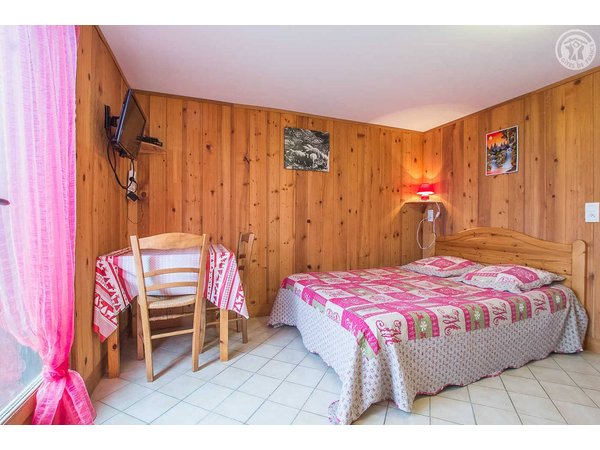 Holiday home in Savoie from £31 per night