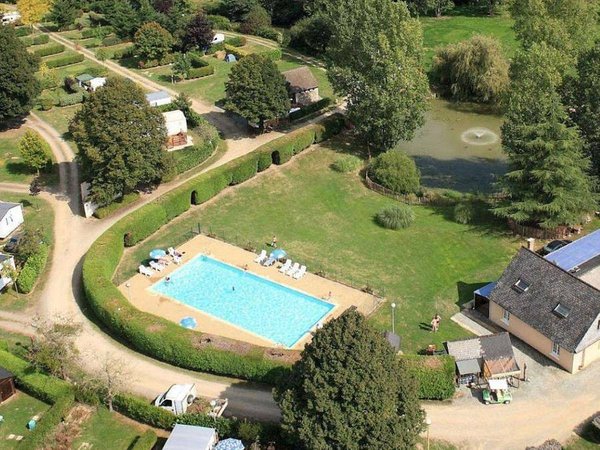 Camping in Tinténiac from £50 per night