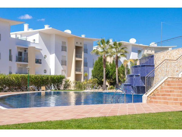 Holiday apartment in Albufeira from £97 per night