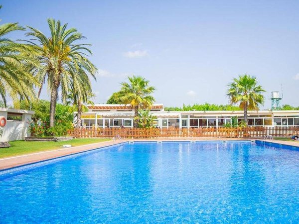 Camping in Cambrils from £39 per night
