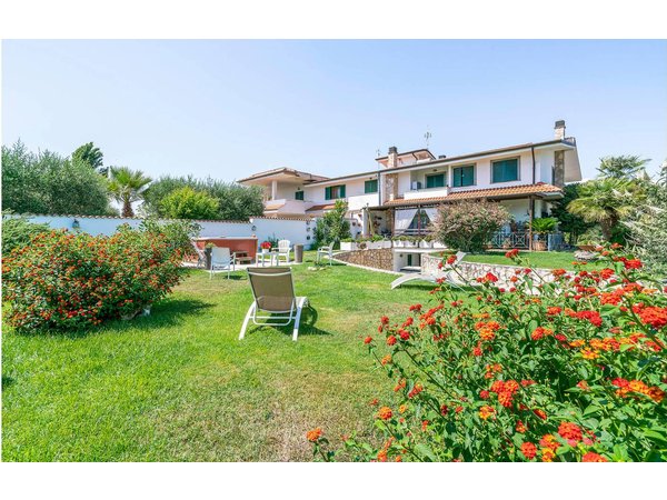 Holiday home in Sabaudia from £131 per night