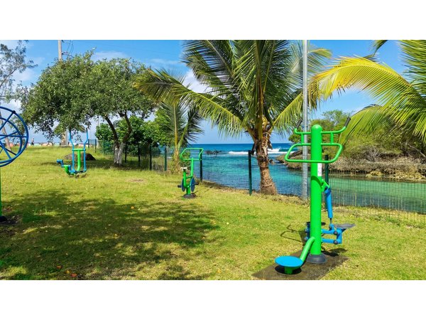 Holiday home in Grande-Terre from £51 per night