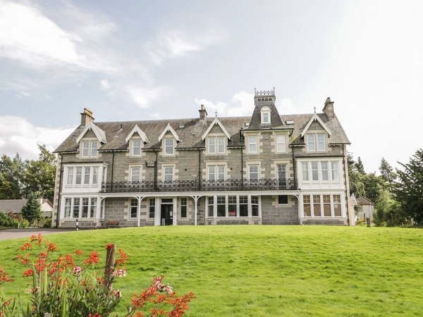 Holiday apartment in Highlands from £60 per night
