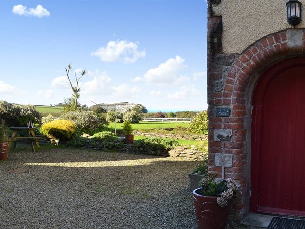 Holiday home in Devon from £53 per night