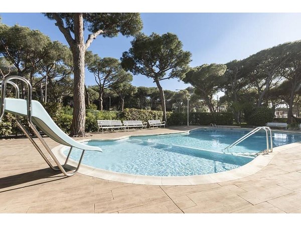 Holiday apartment in Castelldefels from £184 per night