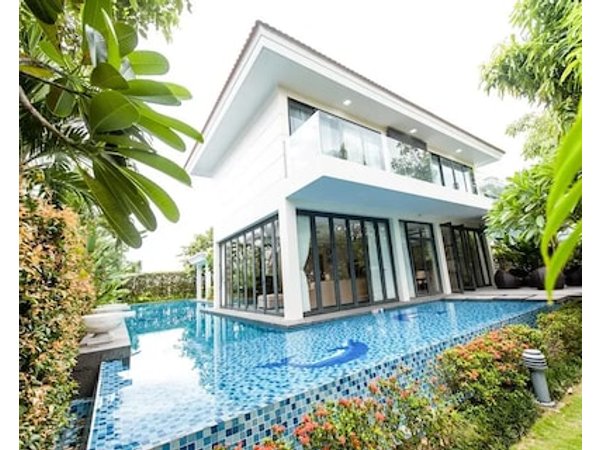 Ocean Villas Da Nang - Free Pick Up