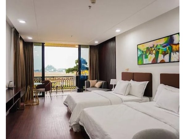 Mr. Boss House Apartment