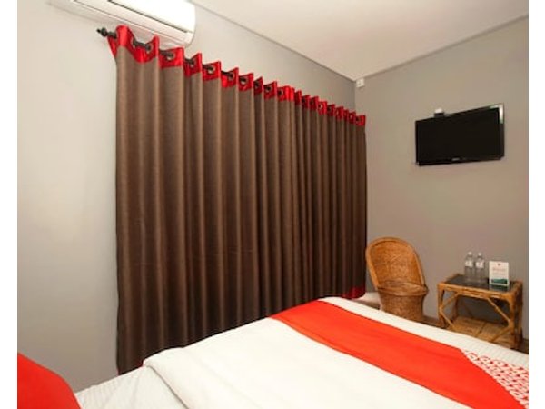 OYO 587 Hotel Tradition Inn