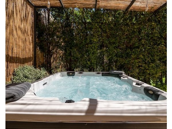Country Home - Kalamata Mediterranean Suites & Villas