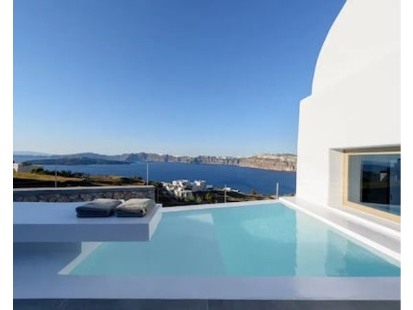 CAPE 9 Villas & Suites