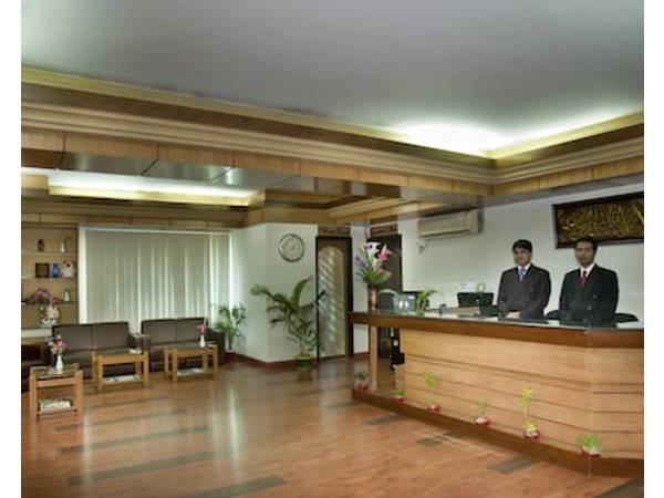 Sel Nibash Hotel & Serviced Apartments