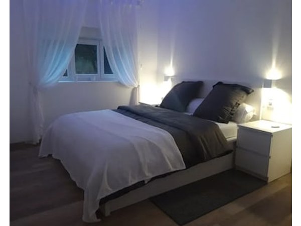 Cloud Cottage - 4 People