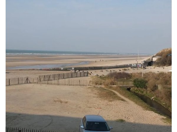 Magnificent Apartment With View And Direct Access To The Sea In Wissant