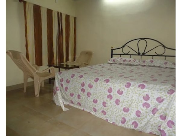 Raikar Guest House