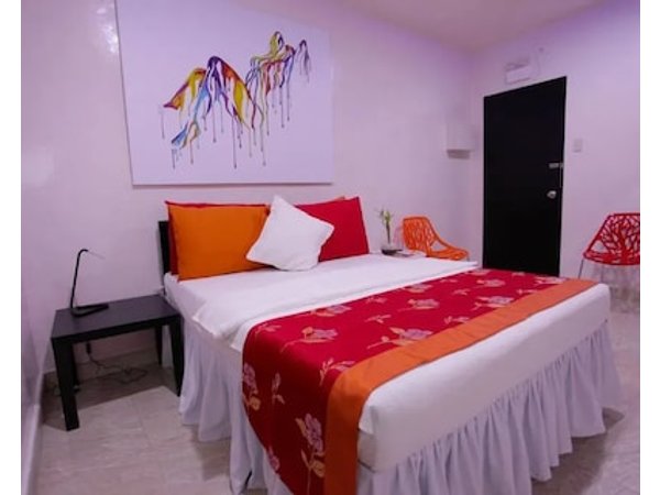 HalfWay House Hostel Mactan Cebu Airport