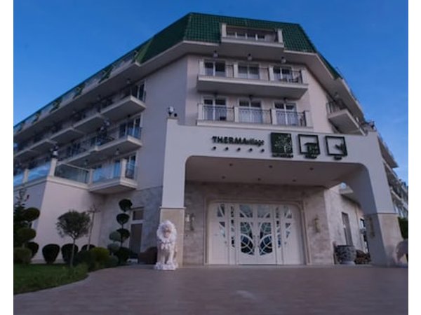 Villas for 4 or 6 Adults in Therma Village - Private Beach & Free Parking