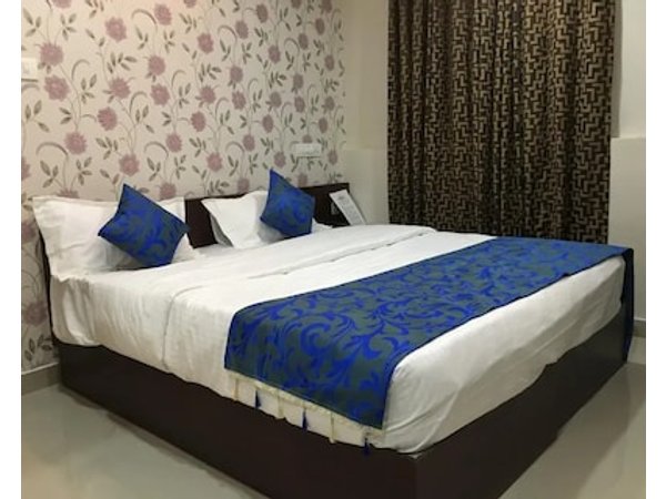 Almas Residency
