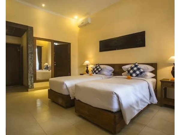 Capung Cottages