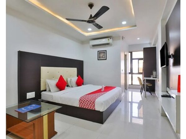 Collection O Infocity Metro Station Gandhinagar Formerly Hotel Grand Krishna