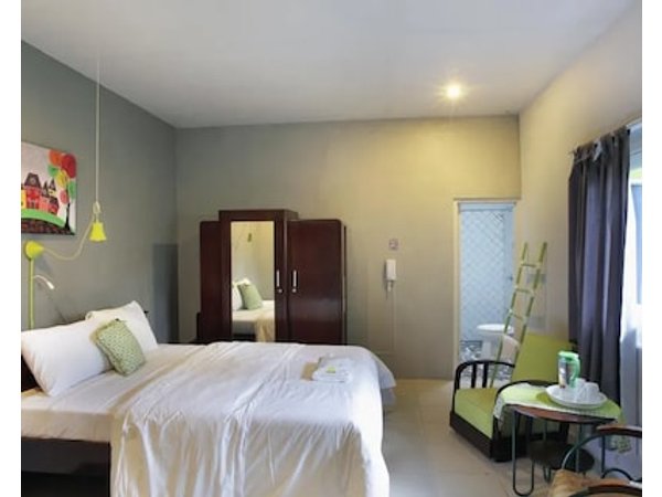 Jeng Tini Guest House