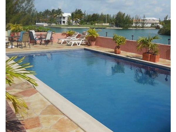 Dundee Bay Villas