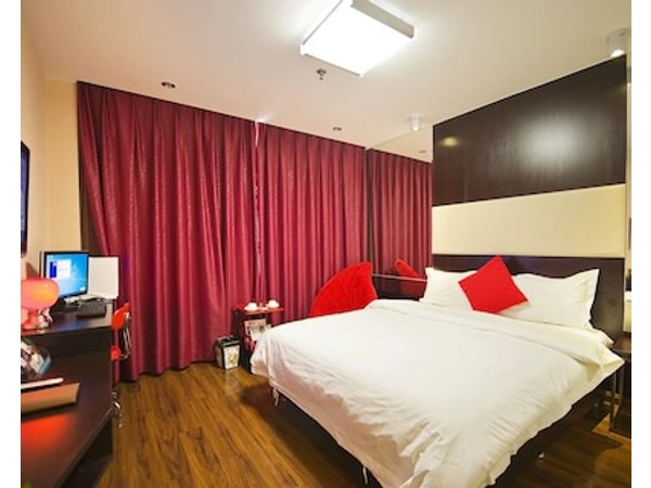 Apple Hotel