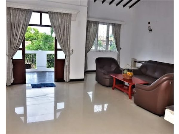 Chrish Residence Negombo
